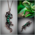 Green agate lizard necklace